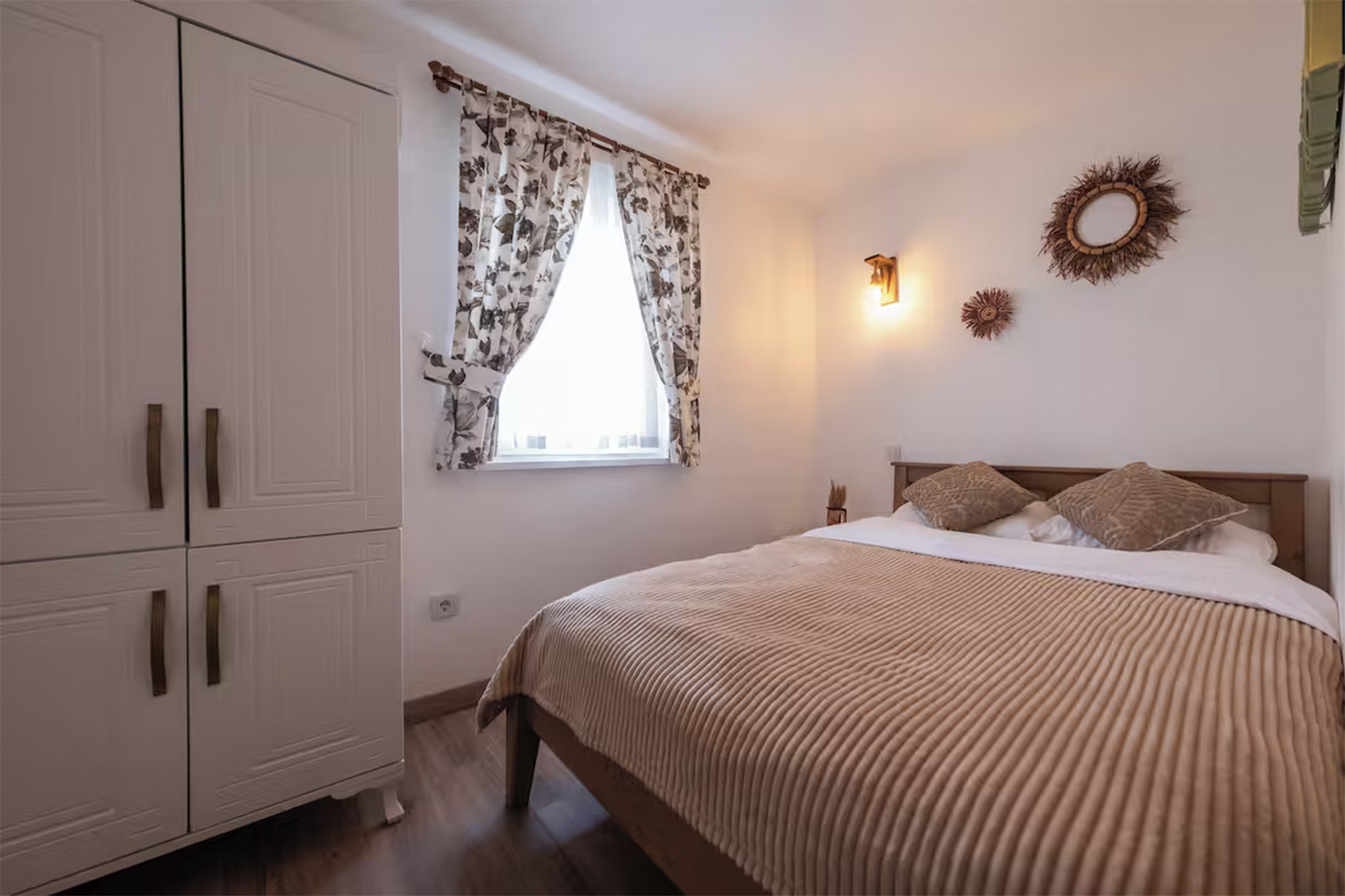 Inci Room